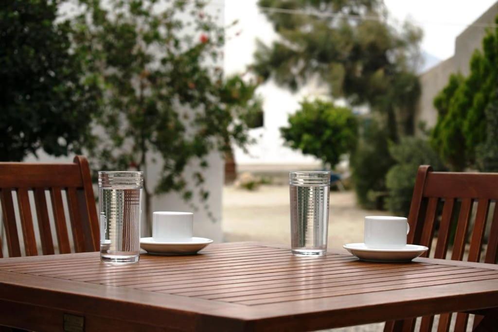 Katerina & Joanna Adamas Studio Milos Εξωτερικό φωτογραφία