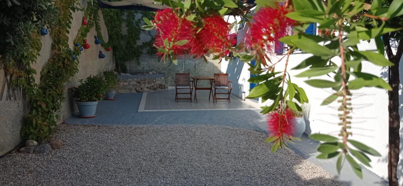 Katerina & Joanna Adamas Studio Milos Εξωτερικό φωτογραφία